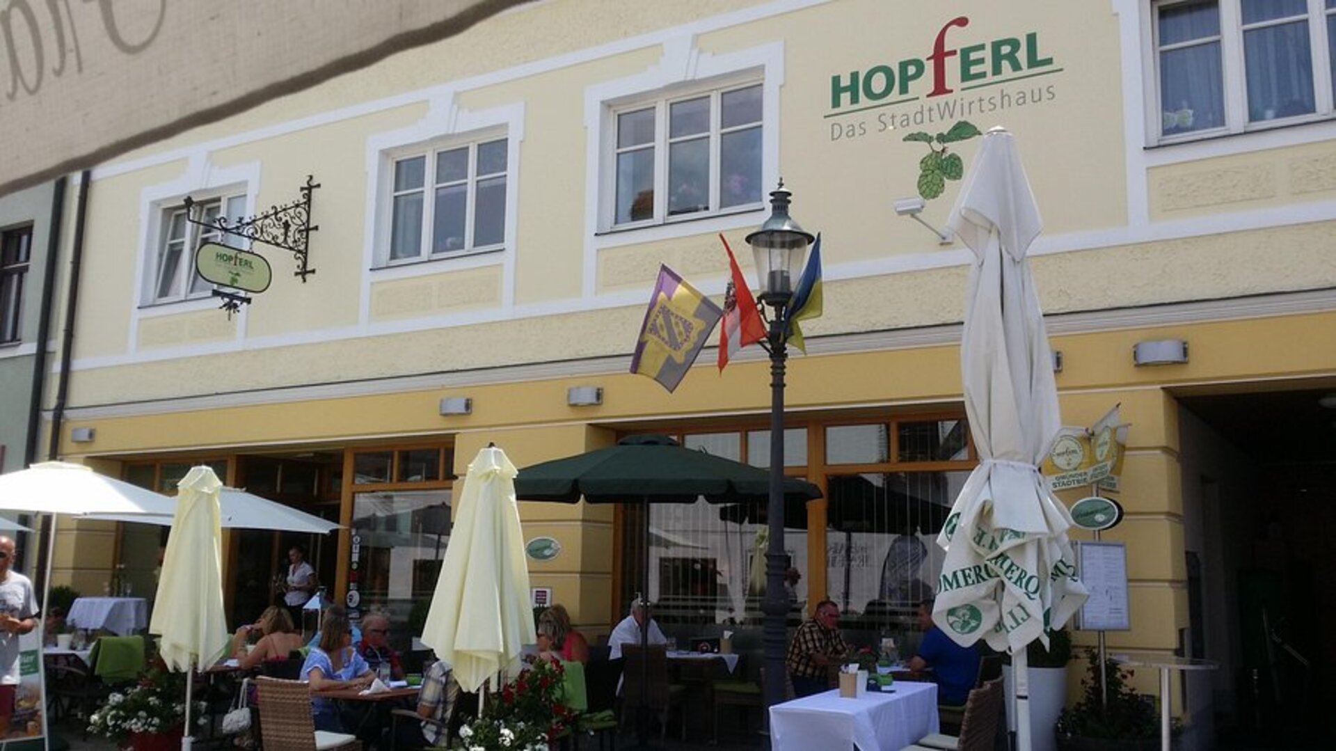Stadtwirtshaus Hopferl on Gmünd’s main square